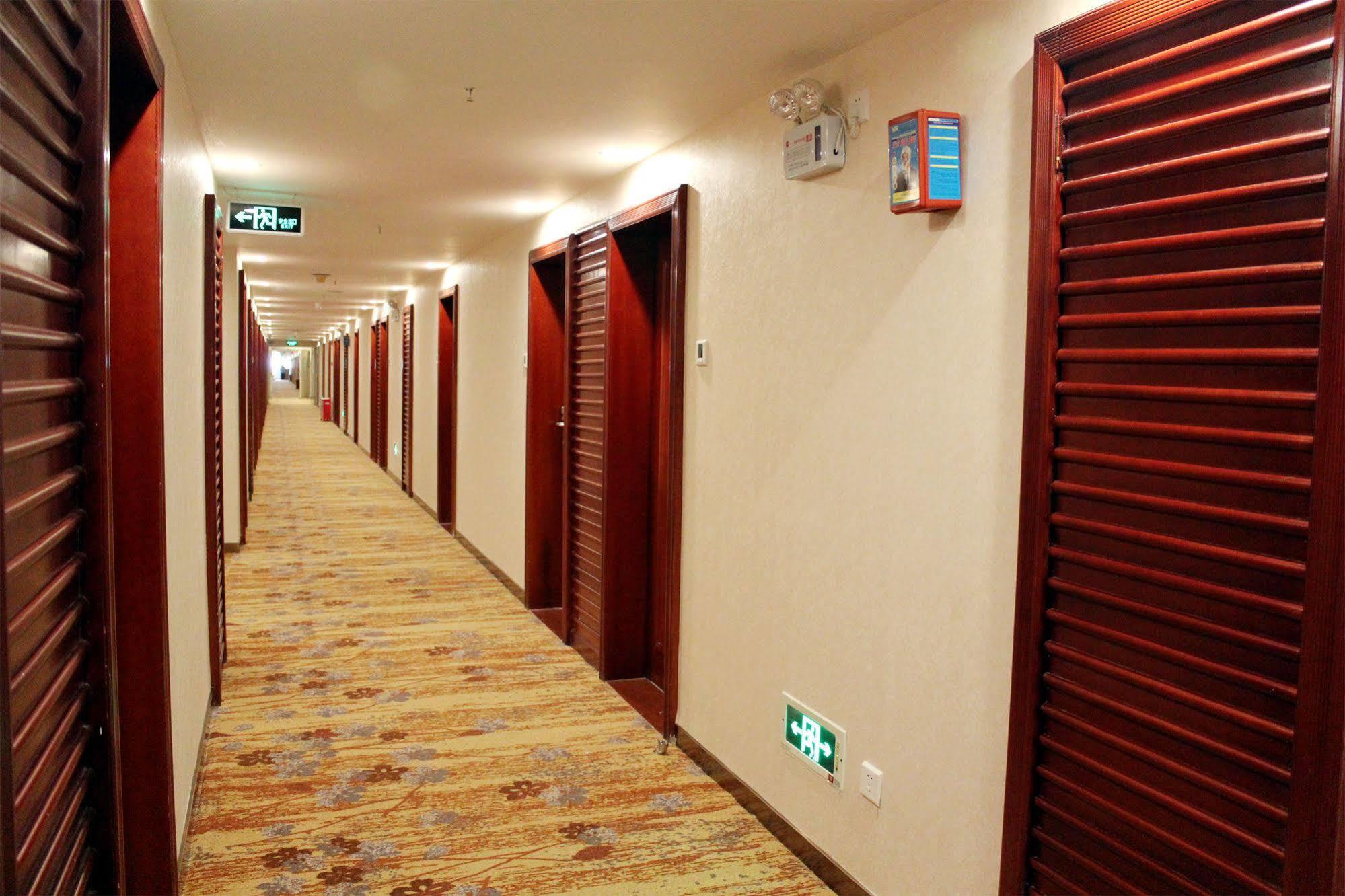 Shenzhen Luohu Railway Station Hotel - West Building Zewnętrze zdjęcie